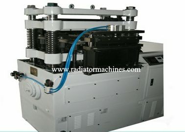 kaufen Aluminiumheizkörper-Flosse stempelnd, bearbeiten Sie flache Flosse maximale breite 500mm mit 120 SPM maschinell Online-Herstellung