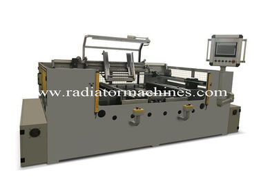 Servoart Aluminiumkühlerblock-Versammlungs-Maschine mit Rohr-Verteilungsfunktion