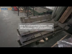 Kopfplatten-Stanzwerkzeug für Heizkörper, Stanzform